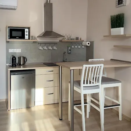 Anova Apartman Gyula Exterior foto