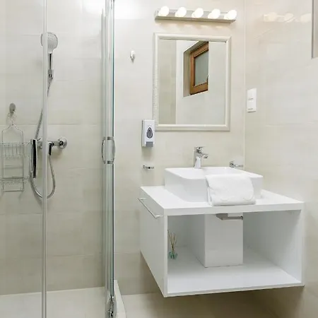 Anova Apartman Gyula Exterior foto