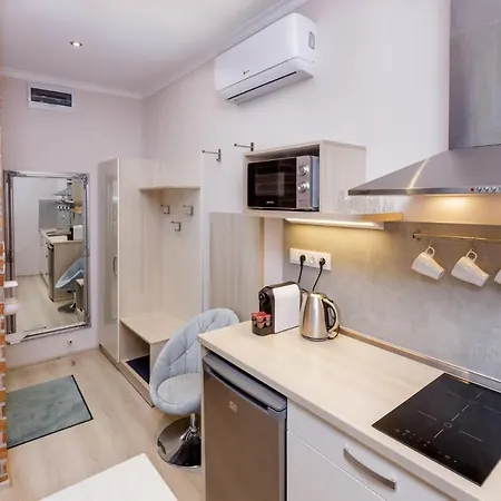 Anova Apartman Gyula Exterior foto