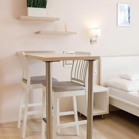 Anova Apartman Gyula Exterior foto