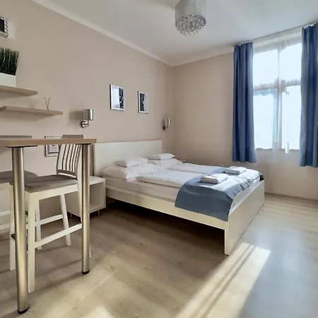 Anova Apartman Gyula Exterior foto