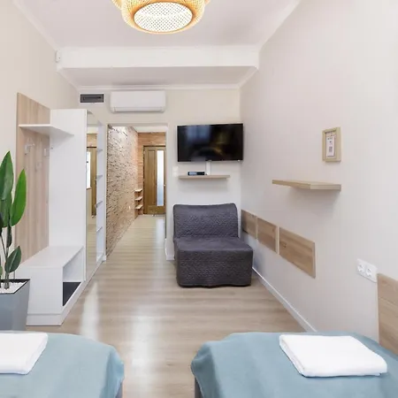 Anova Apartman Gyula Exterior foto