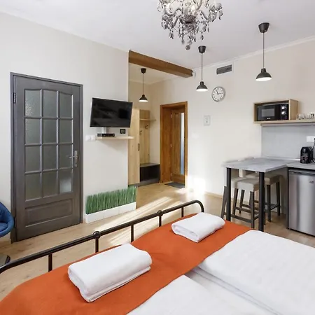 Anova Apartman Gyula Exterior foto