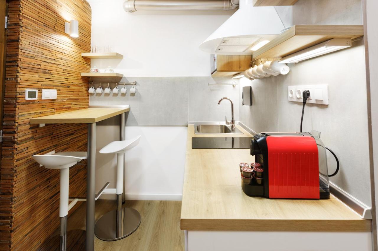 Apartment Anova
