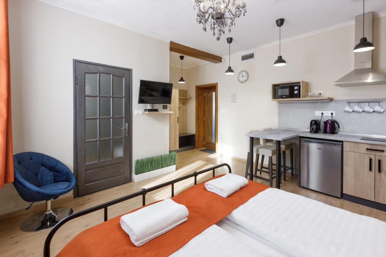 Apartment Anova