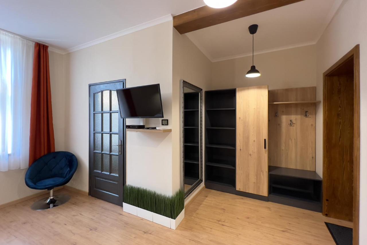 Anova Apartment